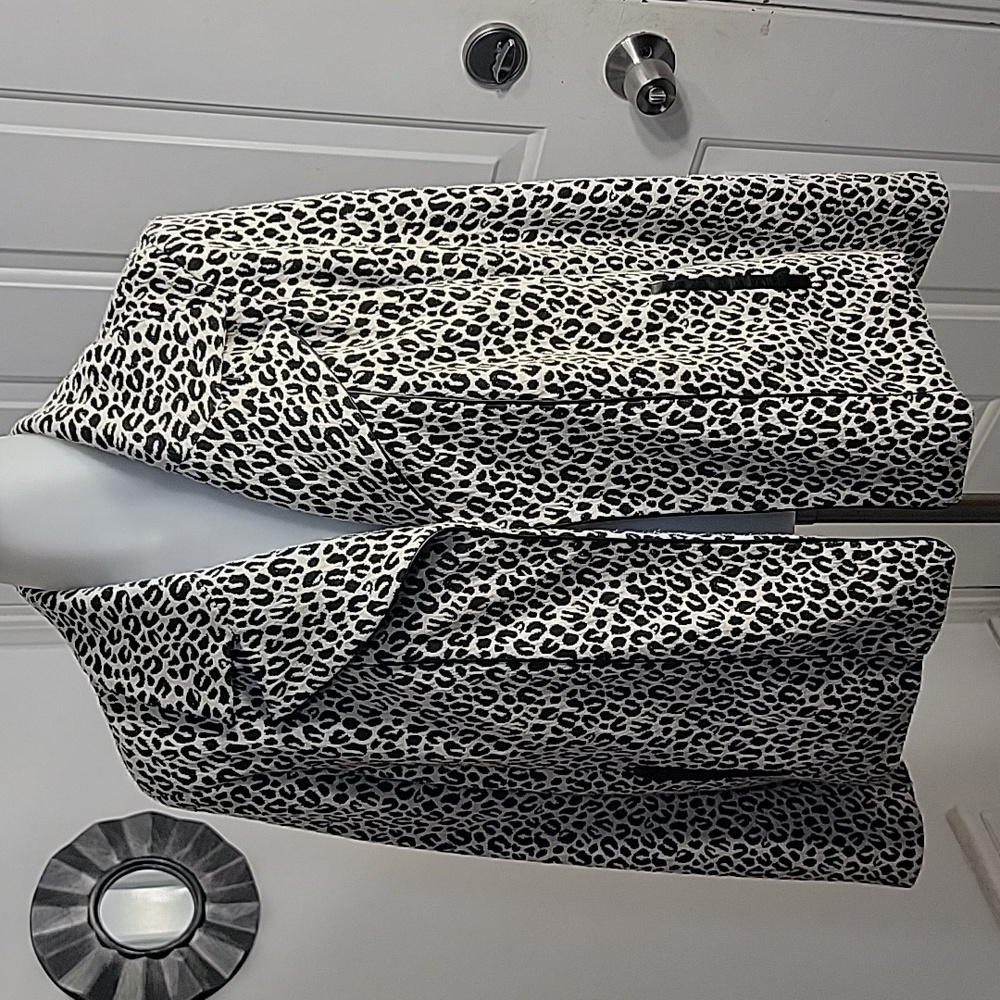 Women's Notations Open Front Blazer Jacket Off White Black Leopard Print Medium
